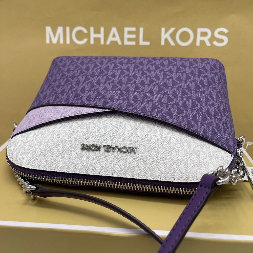 MICHAEL KORS Jet Set Travel Color-Block Signature Logo Crossbody Bag
Dark Purple - Picture 5 of 16